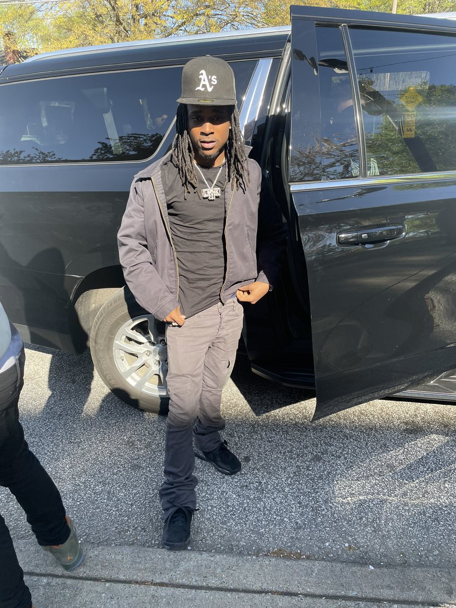dykjigg's tweet photo. You kno… nvm 🙃 https://t.co/5bZqH23ayn
