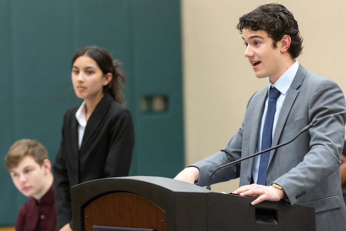 Congratulations to the teams from Goshen and Washingtonville for advancing to the finals of the Mock Trial Tournament. The final round will be held on Tuesday at the Orange County Courthouse.