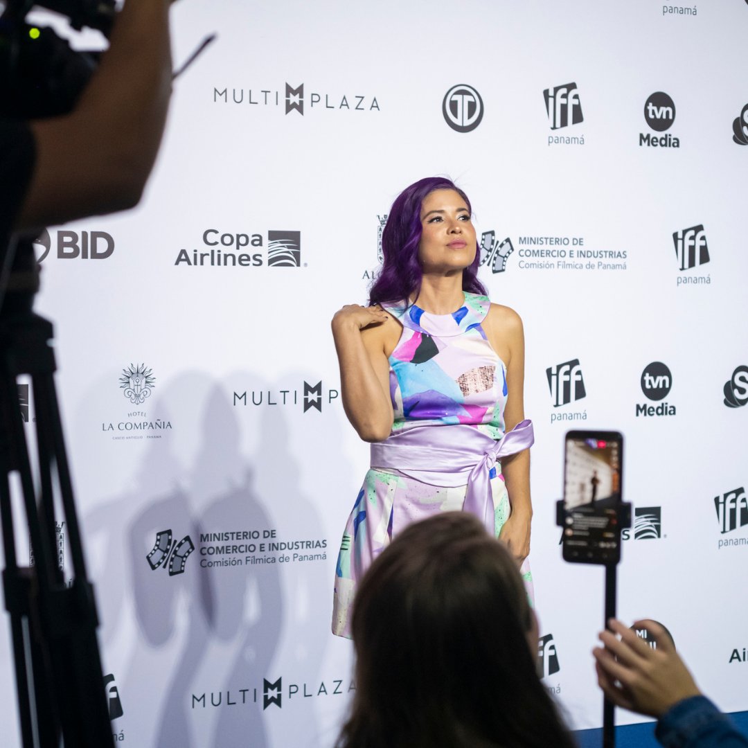 Un especial agradecimiento a la diseñadora Greta Bayo por vestir a la Directora Ejecutiva del Festival Internacional de Cine de Panamá Karla Quintero, con un vestido de su colección Prisma. #CineEsVida #IFFPanama #ViveelIFFPanama