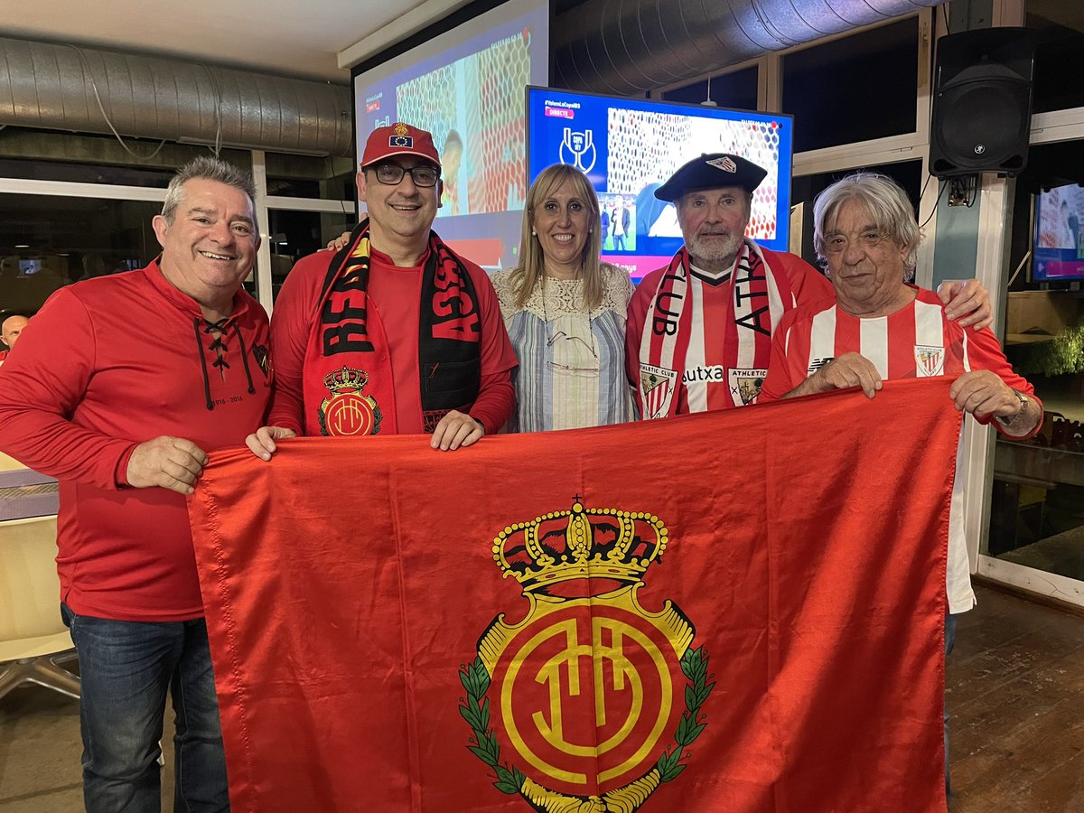 SolerCatalina's tweet image. Sort i a disfrutar del partit!!!! #orgullfelanitxer #felanitxéslasevagent #notothomensentén #somfelanitx