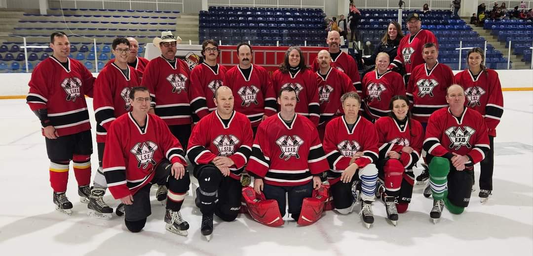 LambtonShoresFire tweet media