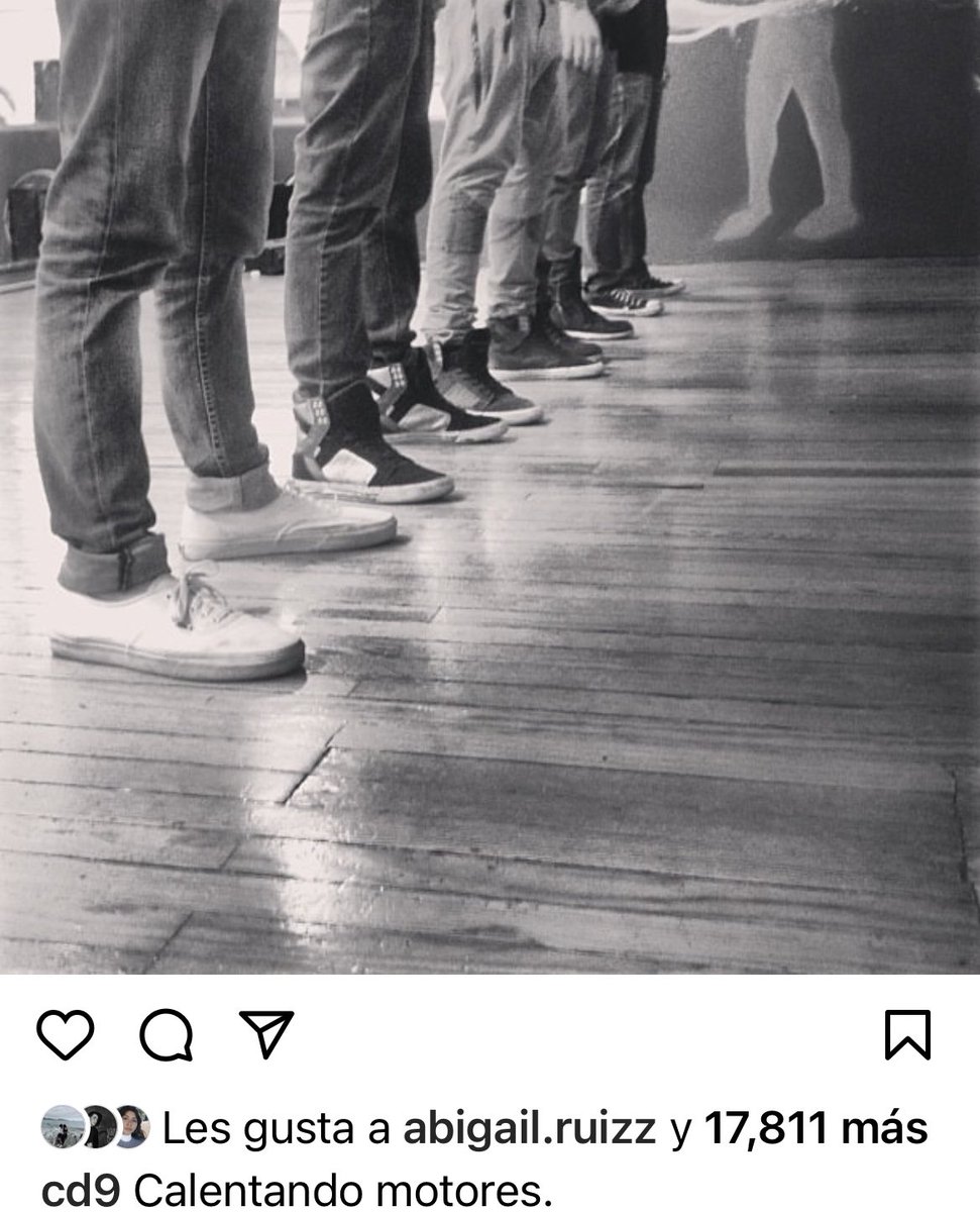 CodersOfficial9's tweet photo. ¿A alguien más se le metió una basurita en el ojo? 🥺 https://t.co/DnUJYGsPhx