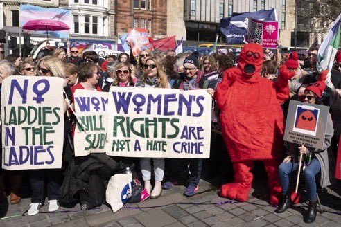 Thank you @iain_masterton for capturing these shots of the Hate Monster dancing today. Honestly, if I take my eyes off Herman for even five minutes the hairy bugger is off attention seeking!
#LetWomenSpeak 
#LetWomenSpeakEdinburgh 
#HumzasHateCrime