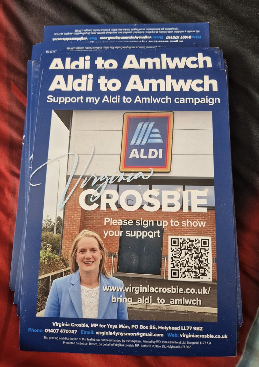 #VirginiaCrosbieMP creating a bandwagon to get people to sign her data harvesting scheme, knowing full well that Aldi won't open a store in Amlwch as it's not on their target area. People are so gullible,  Ginnie  = photo opportunist.