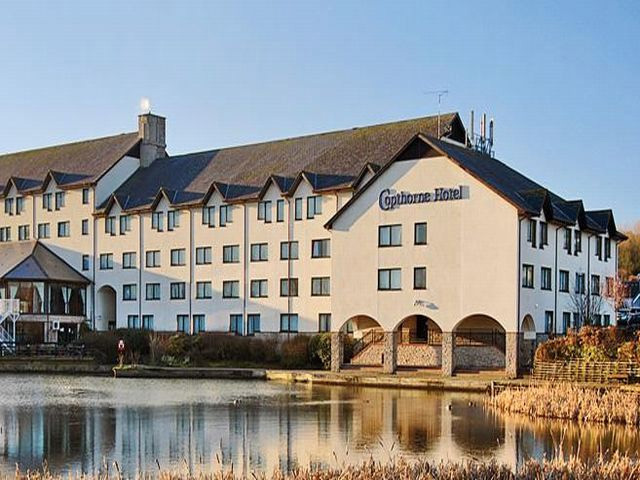 mikeerwydd1968's tweet photo. This is the copthorne Hotel in cardiff. it's not taking bookings anymore as it's now being used for illegal fxxking immigrants so when you go to work in the cold, rain,think of these gimmegrants lounging in the spa and swimming pool. That we are paying for. Unbefuckingleaveable https://t.co/Wyfo8BLBwq