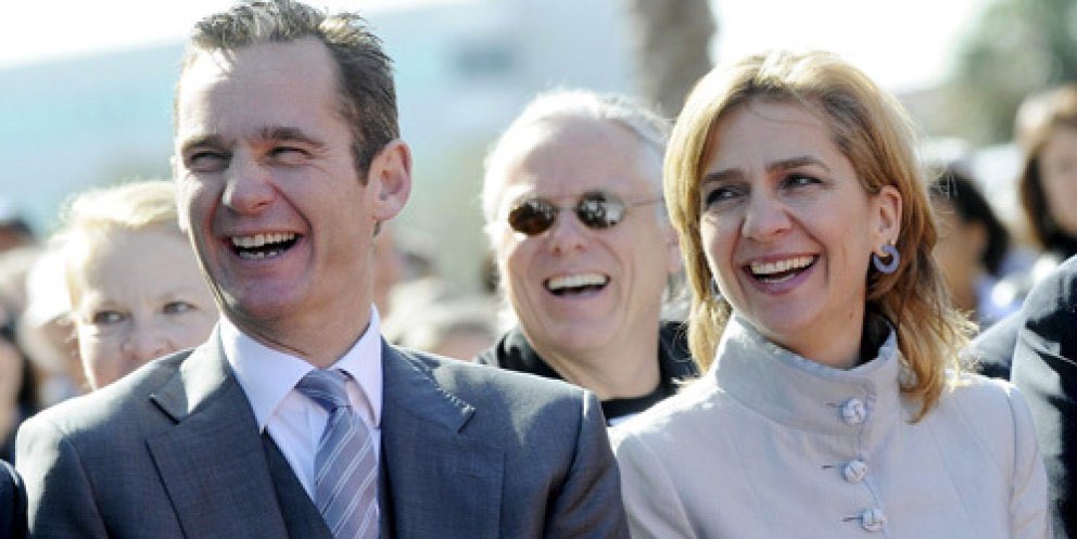 …olvidaste lo que más pesan a tu cargo, y a cargo de todos los ciudadanos de España: Los zánganos de la familia real! La monarquía MÁS CORRUPTA del mundo! #SaludYRepública❤️💛💜