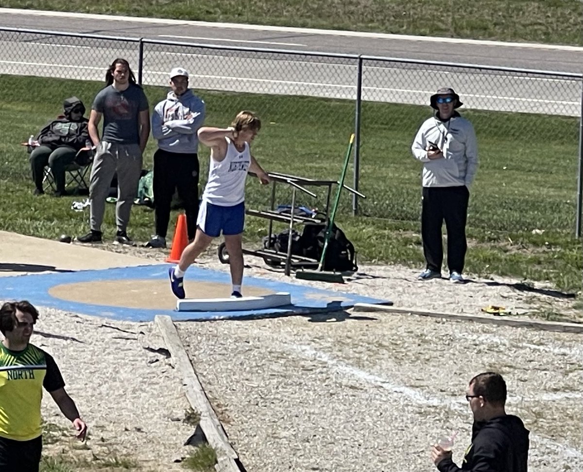 Jenny Baugh (@principalbaugh) on Twitter photo So proud of these 🦁s!!
<a href="/NORTHWEST_LIONS/">NHS Lions Athletics</a> @nhsgirlstrack <a href="/NWLionsBoysTF/">NW Lions Boys Track</a> <a href="/NorthwestRISD/">Northwest RI Schools</a> So proud of these 🦁s!!
<a href="/NORTHWEST_LIONS/">NHS Lions Athletics</a> @nhsgirlstrack <a href="/NWLionsBoysTF/">NW Lions Boys Track</a> <a href="/NorthwestRISD/">Northwest RI Schools</a>