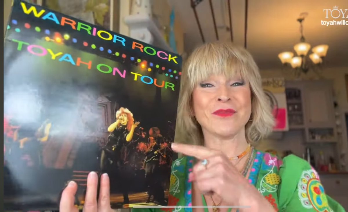 In this month’s Toyah At Home Toyah’s looking ahead to the summer gigs as Mr Fripp is delving into her back catalogue for the first time for set list inspiration + a stunning performance of War Boys youtu.be/I1t9HqNZ658?si…