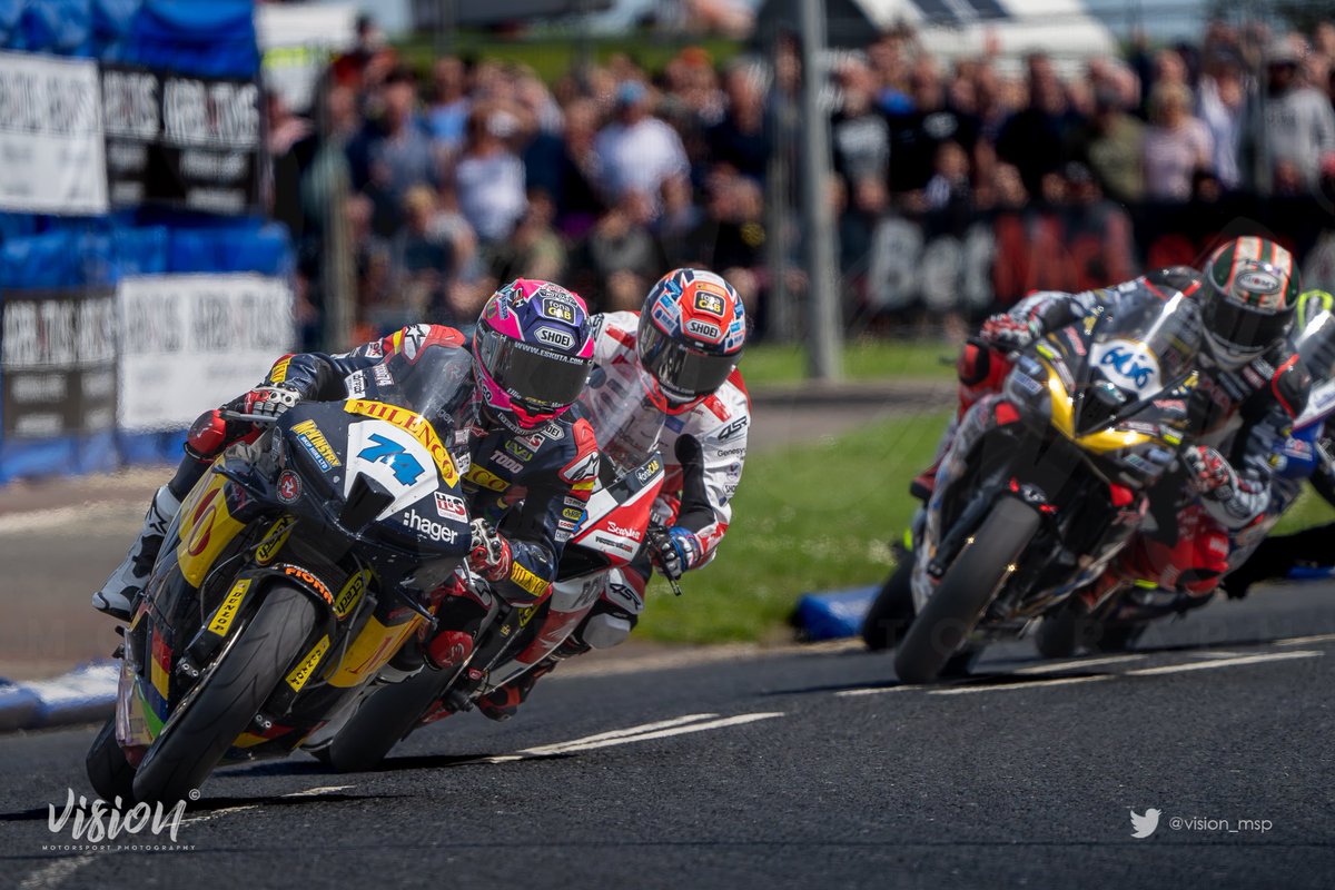 Davey Todd leading the way through Metropole closely followed by Alastair Seeley and Peter Hickman. You can see why the crowds head here, last lap epic battles into Metropole and out towards Church corner. 🏁 🏆 @DaveyTodd74 @weewizard34 @peterhickman60 @northwest200