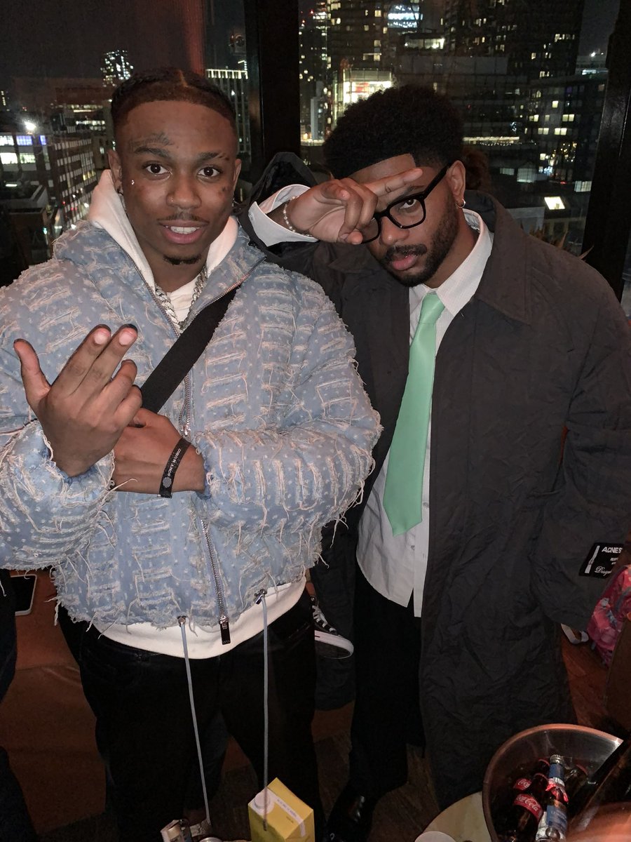 Ronét🪐 tweet media