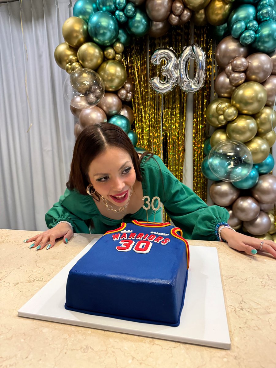 InMyStephenCurryEra💛💙 tweet media