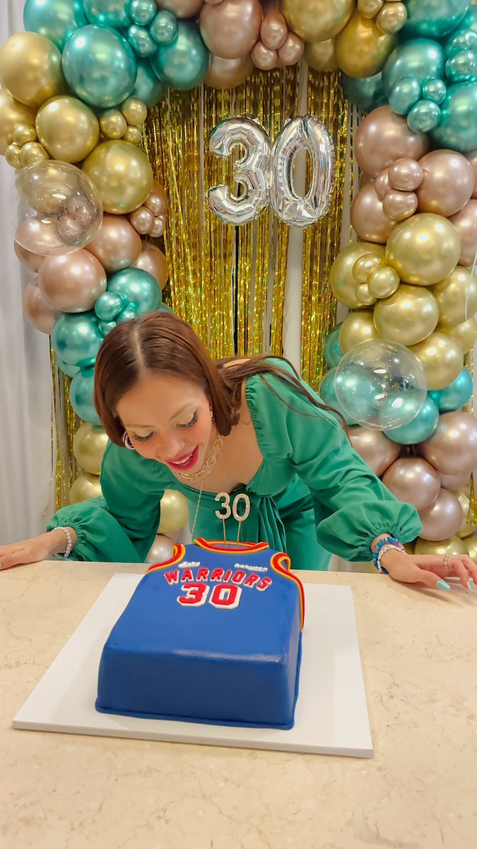 InMyStephenCurryEra💛💙 tweet media