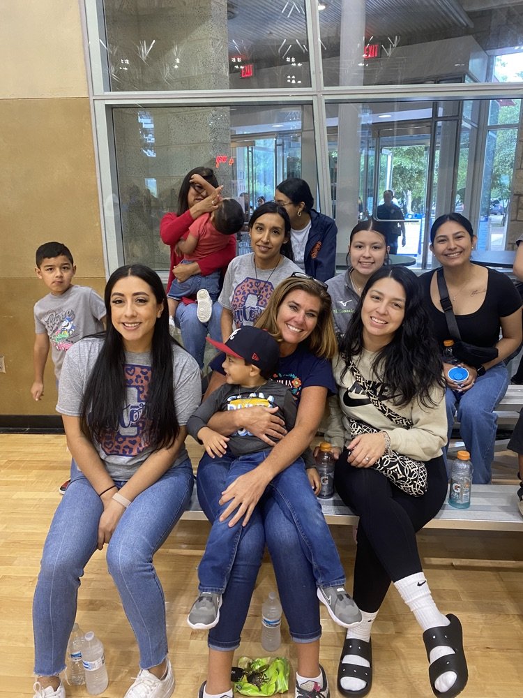 Congratulations to our MCE basketball team and Coach Gonzáles! They came in 3rd place in the city at the COSa iPlay tourney! Way to go!  #RootEDMCE #GoPublic  #DestinationSWISD #MiFamiliaMCE