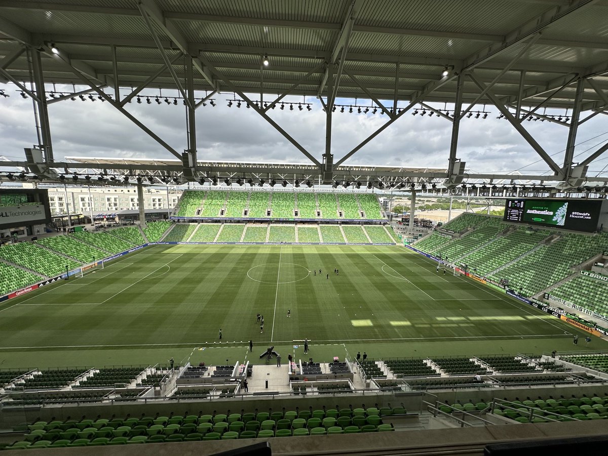 2 hours before kickoff at the great Q2 Stadium in Austin. Fun night w/ ⁦@warrenbarton2⁩ on the broadcast of Austin FC vs San Jose Earthquakes...730 CDT, MLS Season Pass on Apple TV. Very busy night around MLS & the MLS360 crew will have all of that covered on Apple TV also