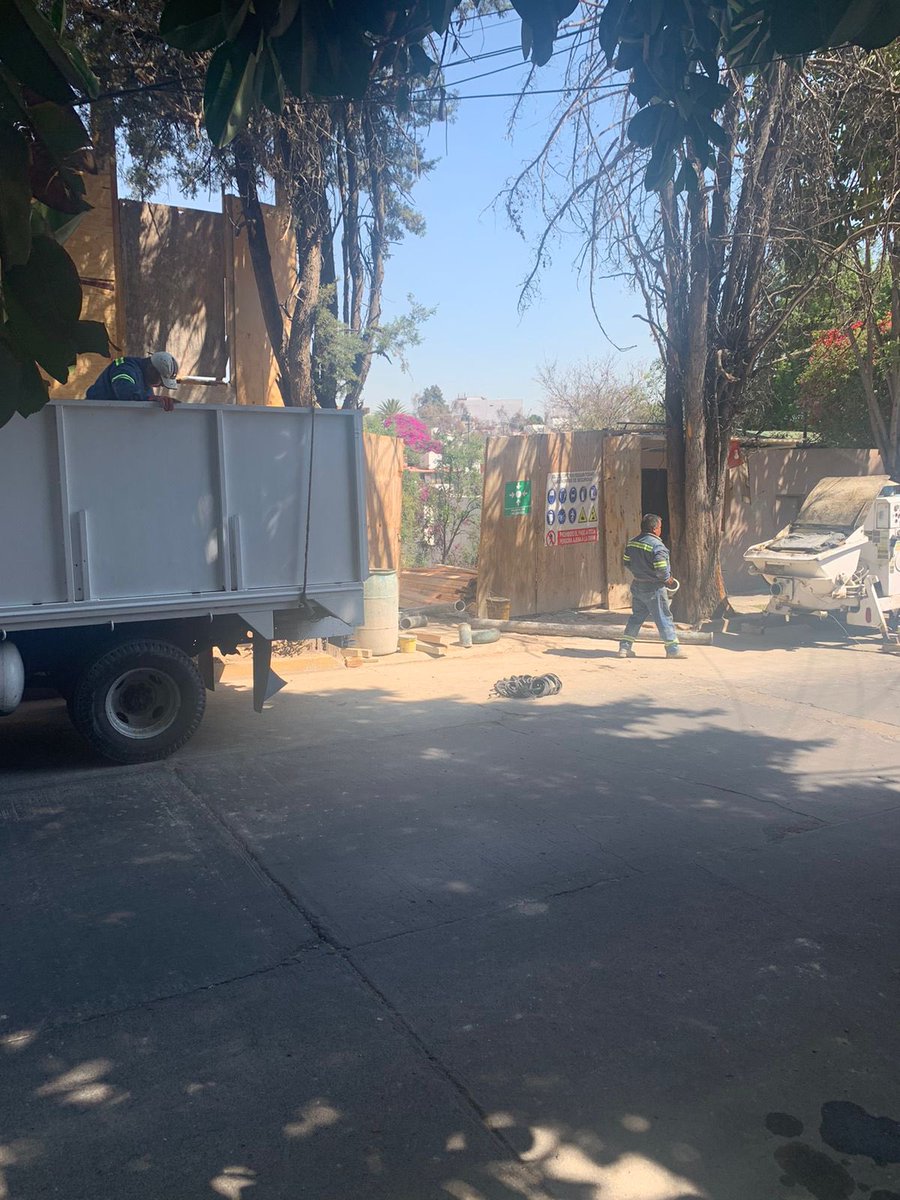 Y así con autorización del gobierno, se siguen devastando las barrancas en Tecamachalco Acueducto 39
<a href="/angiemoyam/">Angélica Moya</a>
<a href="/GobNau/">Ciudad Naucalpan / Gobierno Municipal 2025-2027.</a>