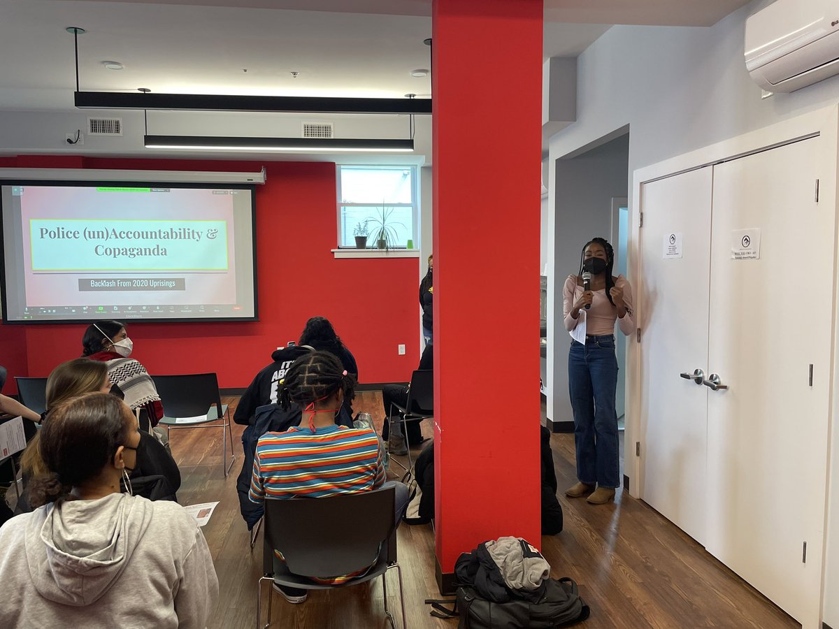 MXGM_DC's tweet image. 1/#SecureDC is a clear attack on Black DC. It is a clear assault on Black young people, poor &amp;amp; working class Black communities, &amp;amp; communities of color. Today we join @DMVBlackLives @PACAdmv @StopCopTerrorDC with @CivRightsCorps to share what is now the law of the land in DC…