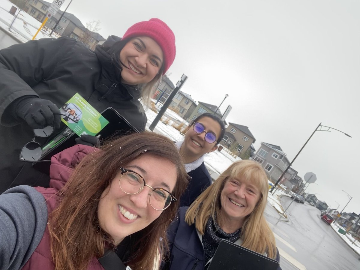 Door knocking with the team in the beautiful neighbourhood of Aster today! A bit colder than expected but great to connect with so many community members. We’ll be coming to every neighbourhood in Ward Sspomitapi so watch for us! #yeg #yegcc #wardsspomitapi