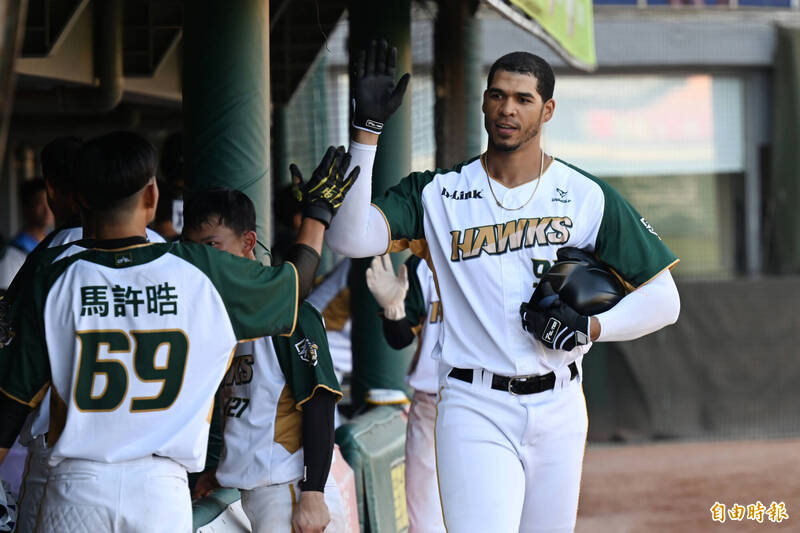 4/6 1B Steven Moya - TSG Hawks

0-3