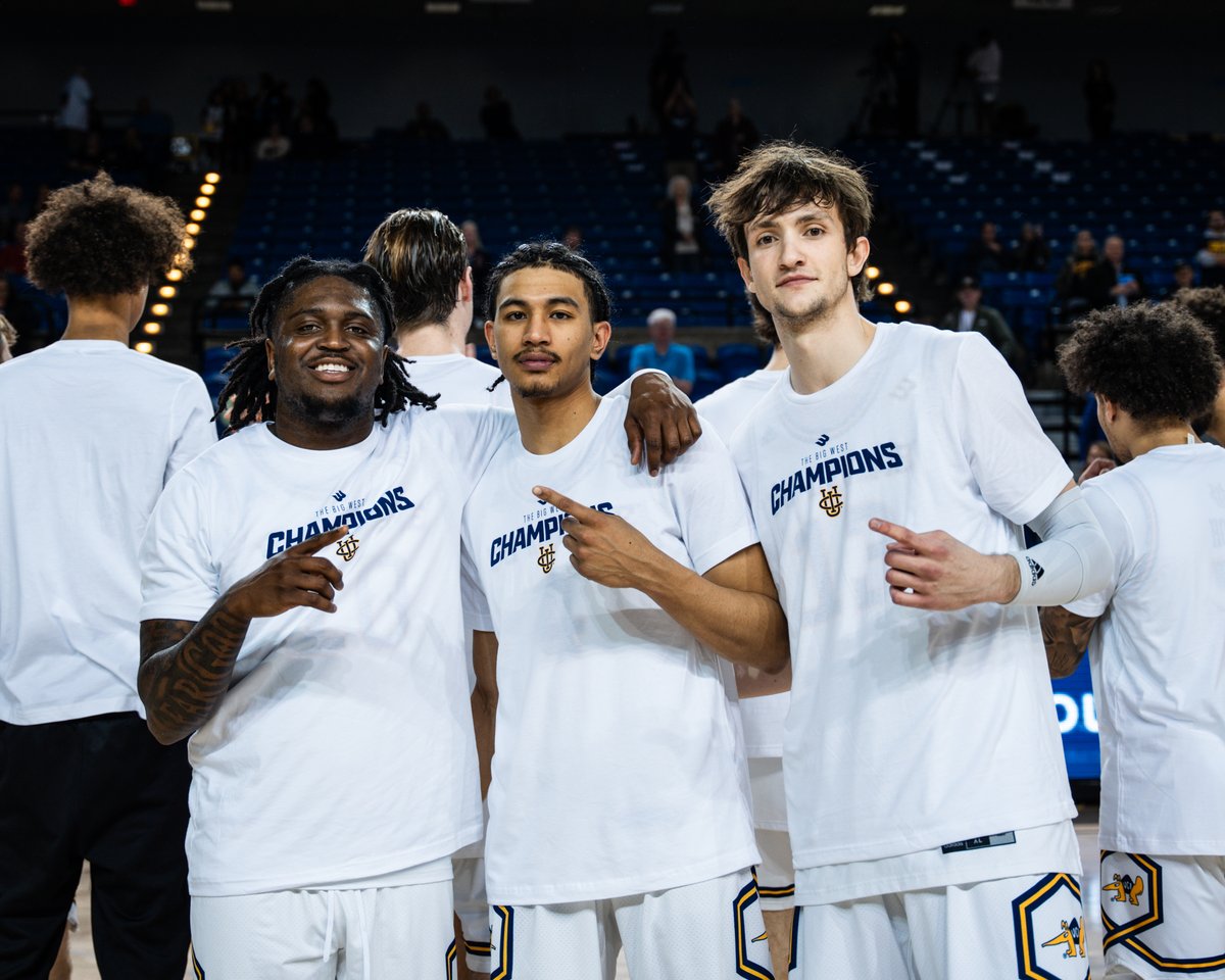 Happy National Student-Athlete Day to this special team 🤝 #TogetherWeZot | #RipEm