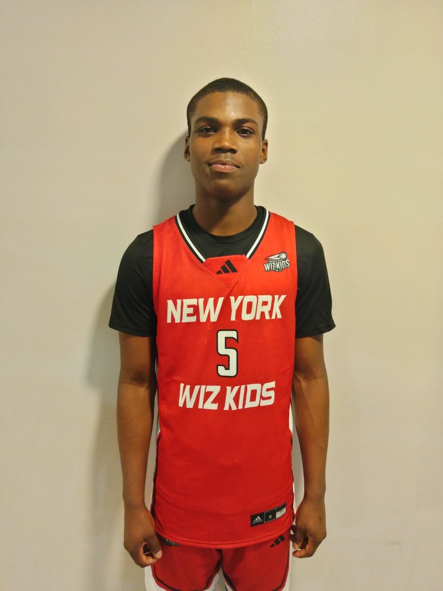 Zach Smart (@zsmart914) on Twitter photo Maurice Henderson, 6-foot-3 point guard from the Bronx is creative dish first facilitator with purity of vision and feel for the game. Dished out eight assists during Wiz Kids win over CM3 <a href="/MOJ1HENDERSON/">Maurice Henderson</a> Maurice Henderson, 6-foot-3 point guard from the Bronx is creative dish first facilitator with purity of vision and feel for the game. Dished out eight assists during Wiz Kids win over CM3 <a href="/MOJ1HENDERSON/">Maurice Henderson</a>