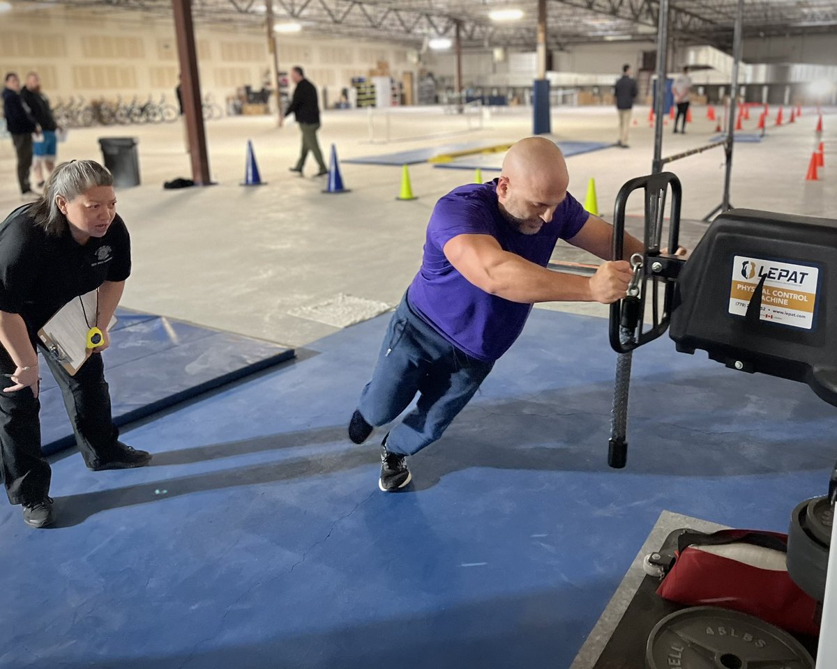 PPBJobs's tweet photo. Today was our monthly hiring workshop, which includes a presentation about the background portion of the process and a chance to run the physical abilities test (ORPAT). Our next workshop is Saturday, May 4th. Go to our website (https://t.co/2uIrR8pTnO) &amp; RSVP today! 

  #hiring https://t.co/Aa8cMGwi1e