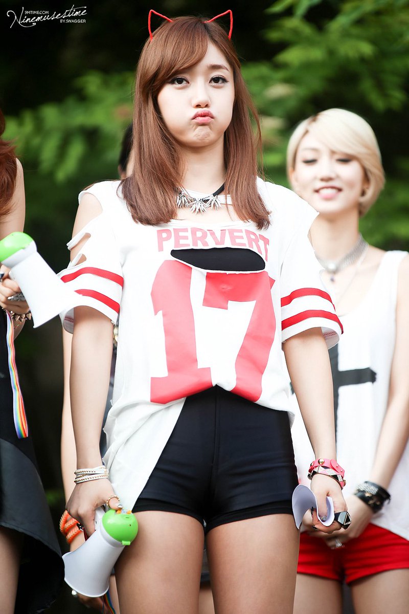 NMUSESZONE's tweet photo. ⇢ #류세라 ✧ sera
130623 ⚘ 9mtime https://t.co/5Tf8Ce8zPh