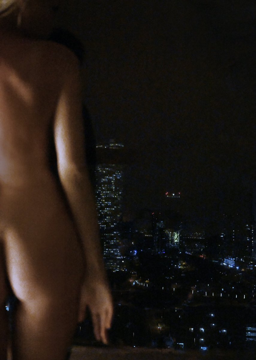 art__electra's tweet photo. I love night 🌃
Self-portraits https://t.co/9iUwjqB6sV