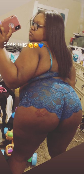 Did you miss me ? 🤭 https://t.co/gec7hWKeJG https://t.co/knS7hhRkLg<a href="/tag/oldvideos"class="tags"><span>#oldvideos</span></a>