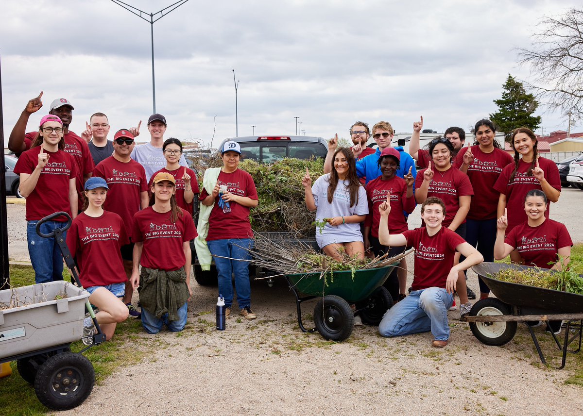 Celebrating 25 years of impact!

As the largest day of community service in Oklahoma, the #OUFamily showed up in force at this year’s OU Big Event to make a difference and give back. 

Together, we’re changing lives and creating lasting impact through service. Great work! 👏