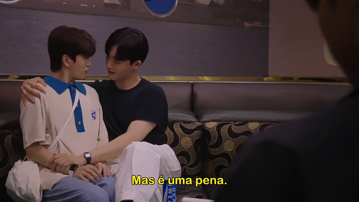 atthapunn's tweet photo. o taeyi pronto pra socar alguém depois de ver o jooha tocando no seheon
#jazzfortwoep3 https://t.co/wINfHSlGVN