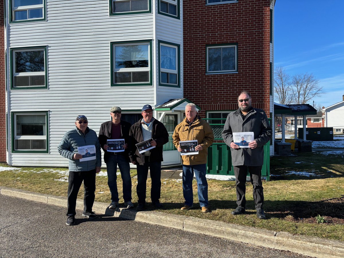 Scott Reid (@scottreidcpc) on Twitter photo There's a team out today on a common sense canvass. Began with a hearty breakfast, then started knocking on doors.
#CommonSenseCanvas
<a href="/CPC_HQ/">Conservative Party</a> There's a team out today on a common sense canvass. Began with a hearty breakfast, then started knocking on doors.
#CommonSenseCanvas
<a href="/CPC_HQ/">Conservative Party</a>
