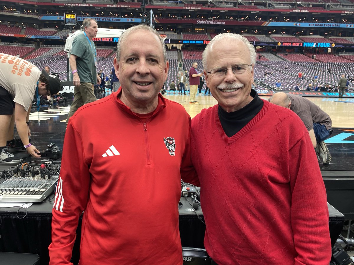 Gary and Tony are ready to go from their courtside location at the Final Four. Pregame coverage of ⁦@PackMensBball⁩ begins at 5 pm.
