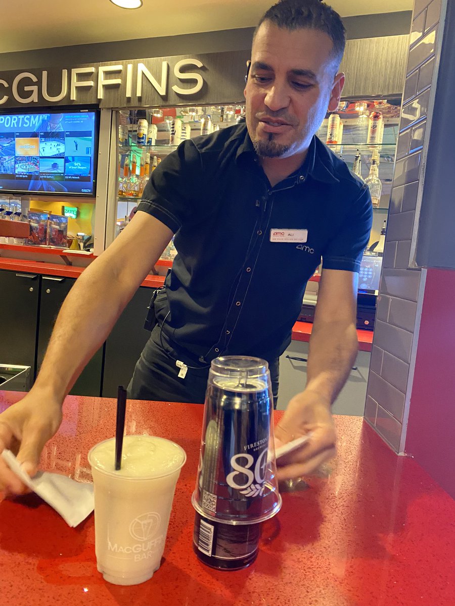 😍#GodzillaVsKong 🎥@AMCTheatres  cocktails from #MacGuffins Bar #margarita🍹#Beer🍺#AMCNOTLEAVING #AMC