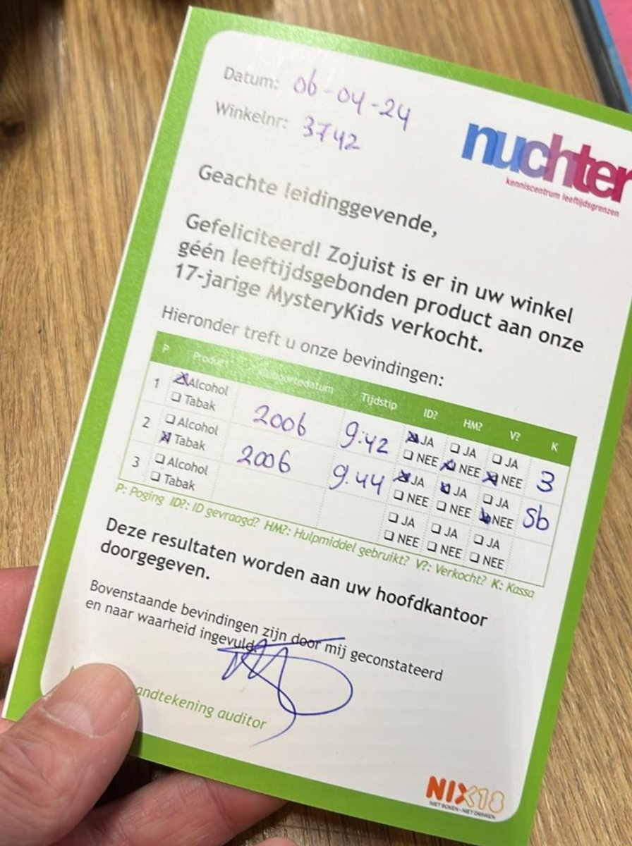 Goed gedaan!💪😁🥳🥳🥳

Wij hebben vandaag weer een groene kaart ontvangen!!

Wij kregen vandaag weer bezoek van 2 Mistery Shoppers onder de 18 jaar! Zowel aan de servicebalie als aan de reguliere kassa is er geen alcohol en tabak verkocht aan deze minderjarige klanten!!!
