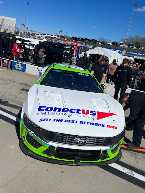 Practice complete, 35 laps run. Remember these were @starr_racing's first laps in the Next Gen with shifting @MartinsvilleSwy. Worked on our line and balance on corner entry, picking up several tenths late in the session. #NASCAR #CookOut400 #LetsGoRacing