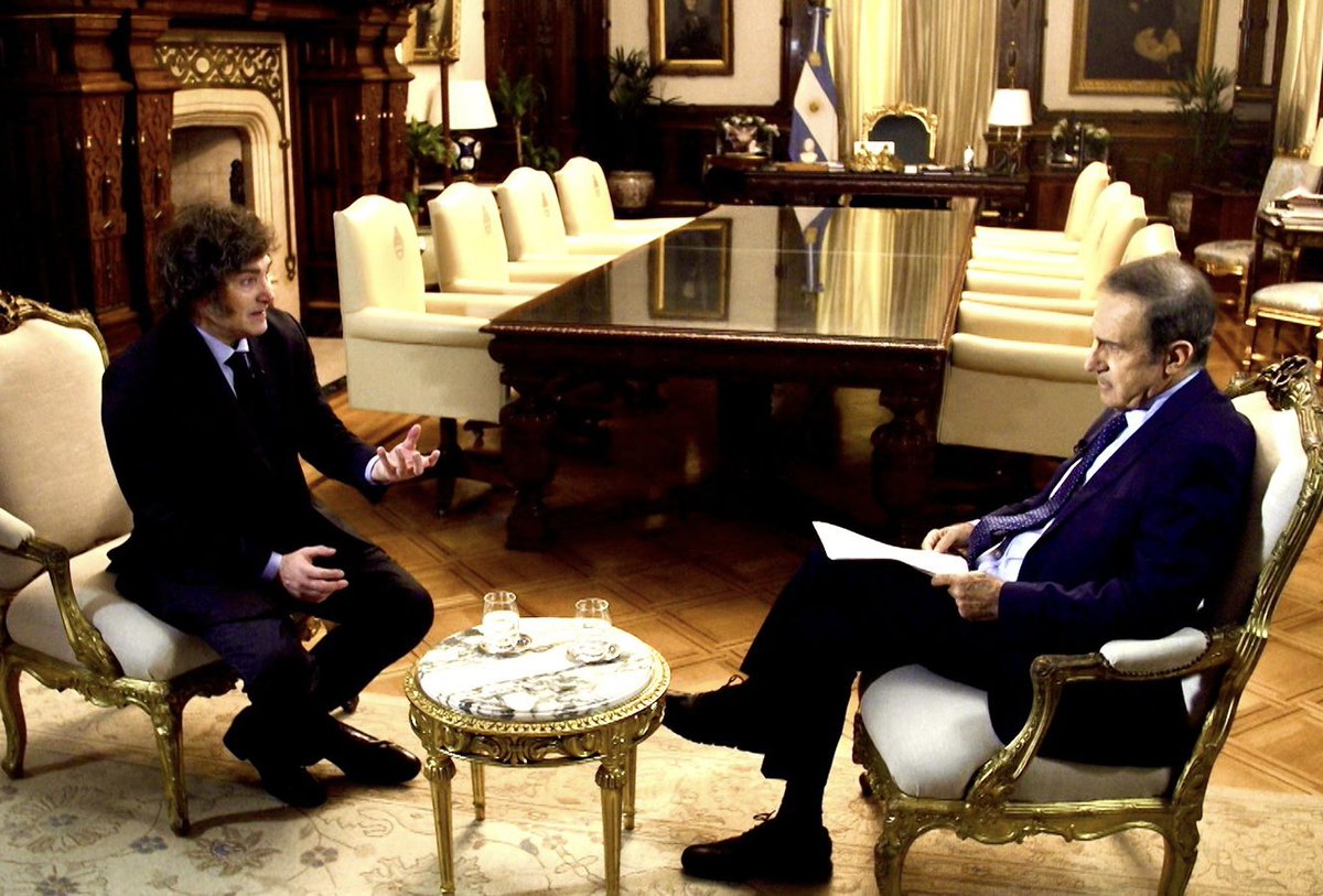 En la 2a parte de mi entrevista con el Pres. Javier Milei, le pregunté cuando tocará fondo la recesión  y comenzará el repunte económico argentino, y varias otras cosas. El domingo a las 9 pm Miami, 22hs Argentina. La 1a parte ya esta en "Oppenheimer Presenta" en You Tube.