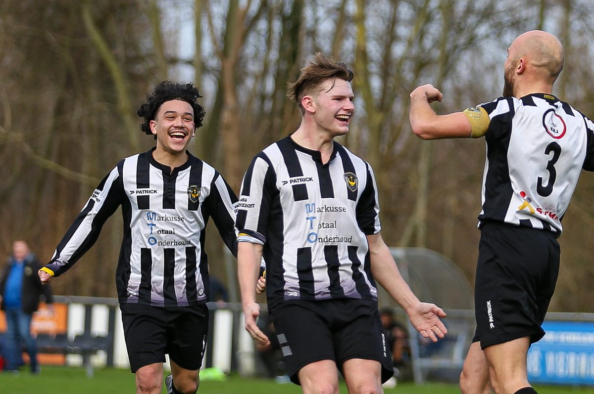 Voetballend Excelsior'20 pakte na 5 verliespartijen de driepunter tegen Rozenburg.

waterwegsport.nl/excelsior20-we…