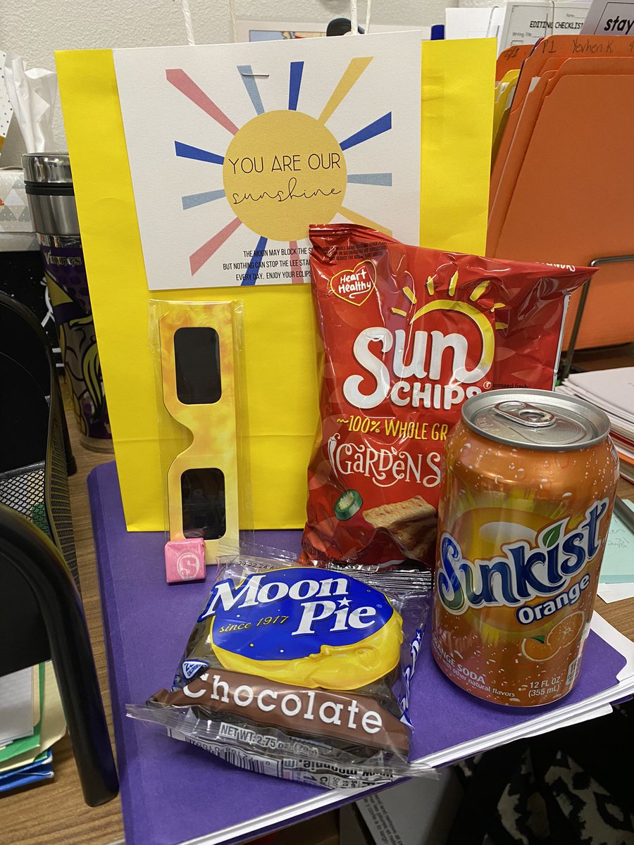 I am over the moon 🌙 at the suntastic ☀️treats left on my desk !  Thank you <a href="/NetZeroLee/">Richard J. Lee Elementary</a>   Best admin ever!!  Ready for Monday !  #RJLyear10 #RJ10ve #CISDMissionPossible #2024SolarEclipse