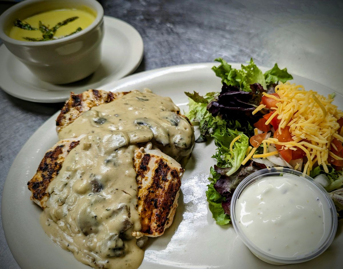 MarinosMob's tweet photo. "🎺 EXTRA, EXTRA! 🎺 Hear all about it! Marino's Mob Burgers and Ice Cream joint is cookin' up a caper with "The Squealer" – the cat's pajamas of grilled pork chops, smothered in mushroom gravy, with your pick of two swanky sides! 🍽️ And for the ankle-biters, a dandy deal: a kids-sized burger, fries, and a scoop of the iconic Thrifty ice for just a fin! 💵 Plus, our heroes in uniform - veterans and first responders - snag a keen 10% off the top! ���️ Don't be a wet blanket, swing by and get a taste of the big cheese! 🍔🍦
#fries #VeteransDiscount #WeekendDeal #prescottaz #dinner #greekfood #gyross #pita #restaurant #food #foodporn #foodie #instafood #yummyfood #deliciousfood #saladd #burgers #icecream #keto #glutenfree #soup #chili #FirstRespondersDiscount #restaurant #downtownprescott #prescottaz #prescotteating #supportlocal #localrestaurant #history #arizonaeating #arizonarestaurants