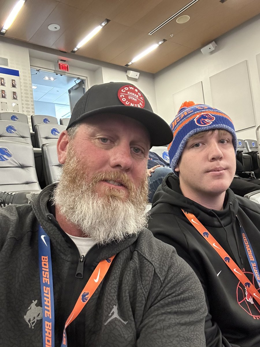 Seriously Couldn’t have asked for a better day @BroncoSportsFB ! Appreciate the invite and loved what I saw/heard from the guys! Thanks dad for the drive😂 #gobroncs 🔵🟠@DemarioWarren @Coach_TKeane