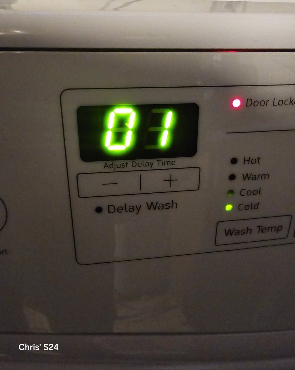 This washer has been at one minute for about 10 minutes now. Why does this happen??

#WashingMachine