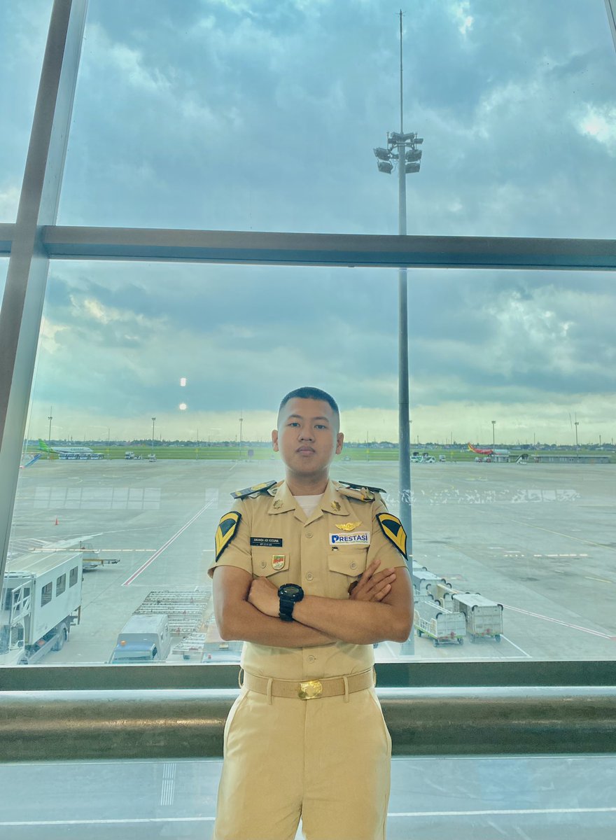 anandaadii_'s tweet photo. Almost waiting flight at Soetta Jakarta Airport. From Padang to Palembang.

This is 1.2 chevron moment. https://t.co/yXPockA1Uc