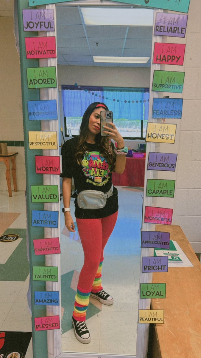 sped_alltheway's tweet image. Ready for my STAAR Era #2024version we are about to start our state testing season 🤓 it would be really nice to get some items cleared 🤩

Make sure to drop your list ⬇️ and help me with a RP
🍎Classroom: amazon.com/hz/wishlist/ls…

💆🏻‍♀️Self-care: amazon.com/hz/wishlist/ls…