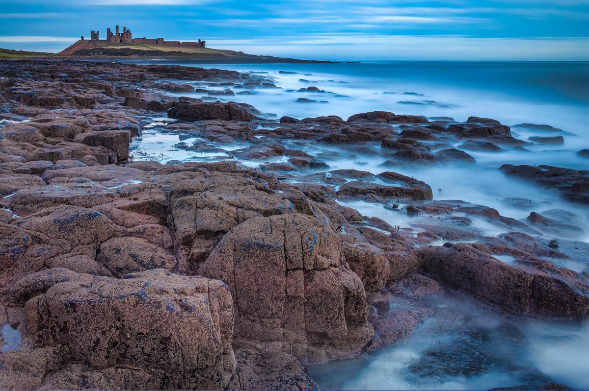 The dawn was a damp squib & so I went for the 5 minute exposure option….:)