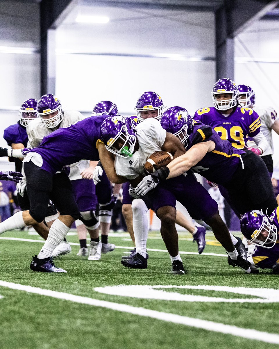 Energy was 📈 for the first spring scrimmage‼️