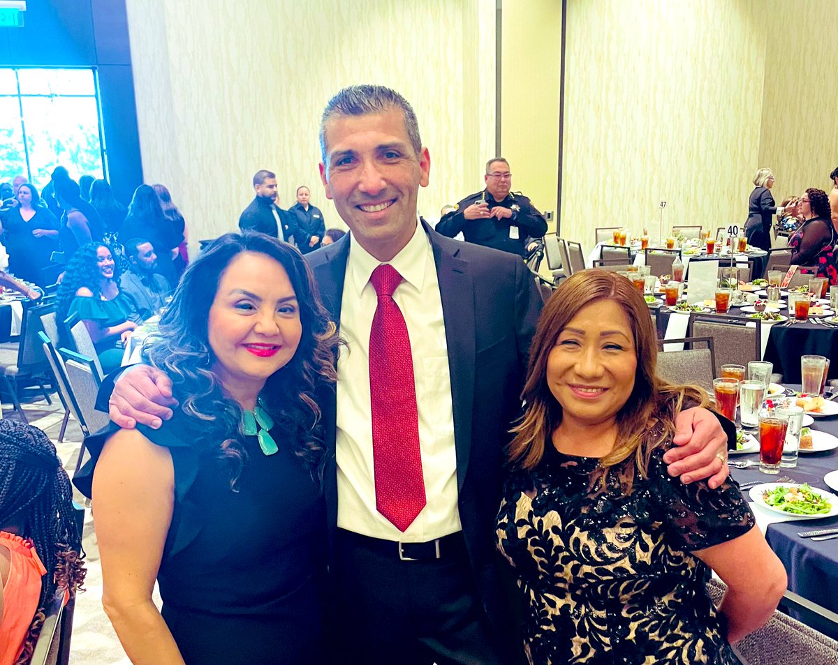 Last night was a perfect evening to recognize bilingual teachers at the SHABE celebration! #Congratulations #myAldine