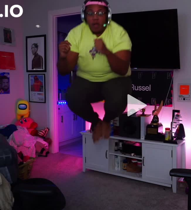 GCasta3's tweet photo. @TwitchRussel YIPPIEEEEEE https://t.co/MY5cpz1Inv