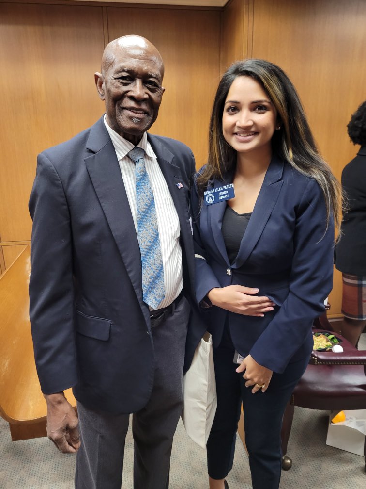 valforcongress3's tweet image. "Thrilled to stand alongside Senator Mabila Pastor. Building a brighter future for all!  #DemocraticUnity