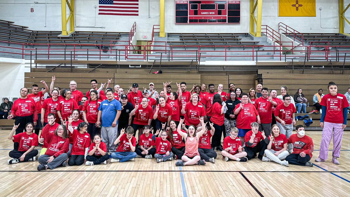 𝗪𝗘 𝗔𝗥𝗘 𝗡.𝗠. 💛❤️ So proud to be able to host our friends from @SONewMexico at the Johnson Center! Already looking forward to next time. #GoLobos