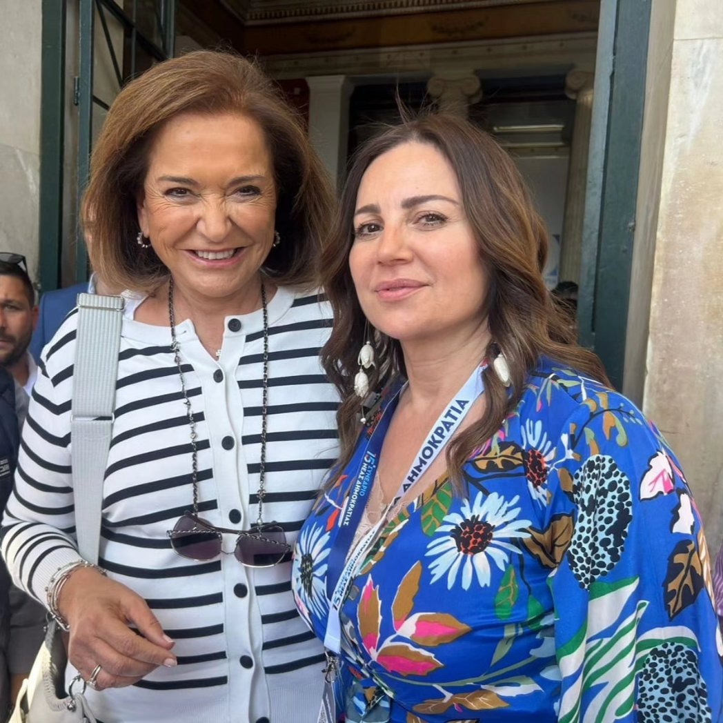 vickyflessa's tweet photo. 📍 #Ζάππειο Μέγαρο
15ο #Συνέδριο_ΝΔ
@neademokratia

📸
Με την Βουλευτή Χανίων κυρία Μπακογιάννη Ντόρα  [ @Dora_Bakoyannis ]

🇬🇷 #ΜεΠαιδεία & #ΜεΠολιτισμό
#ΜεΤηνΦλέσσα 
#ΒίκυΦλέσσα #Φλέσσα 
#ΑξιοποίησεΤηνΨήφοΣου 

🇪🇺 #MePaideia & #MePolitismo
#MeTinFlessa
#VickyFlessa 
#UseYourVote 

#EUelections2024